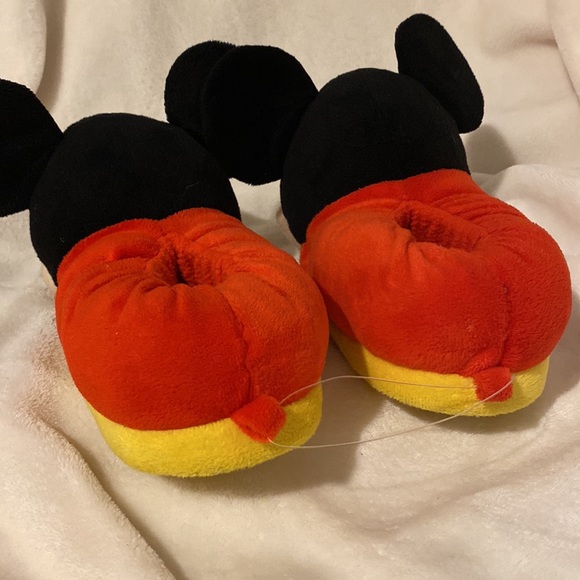 Disney Mickey Mouse Slippers size 5/6 NWOT - Picture 8 of 10